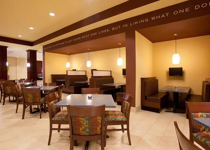 Hotel Saint Louis-fairview Heights By Ihg 3*